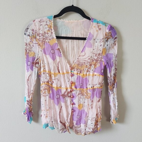 Korean Brand Blu:Pepe Crinkled Top Size Large Sheer Floral Lace Button Down - Picture 1 of 7